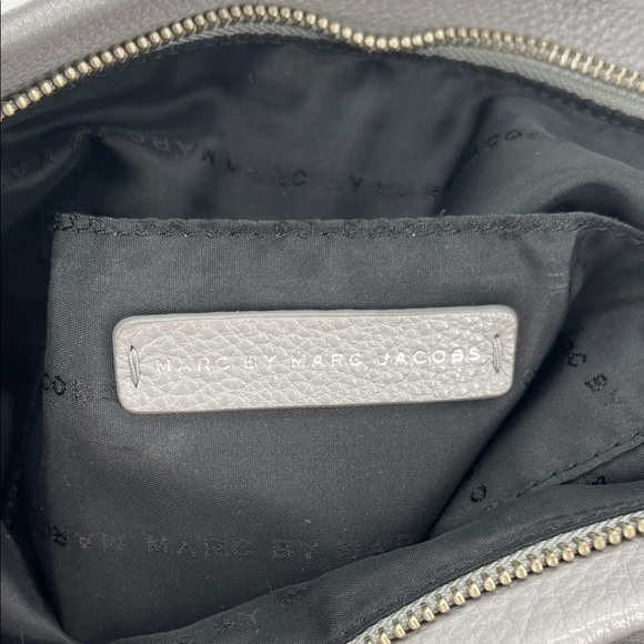 Marc by Marc Jacobs Too Hot To Handle Hobo Bag Storm Cloud Gray - Picture 11 of 16